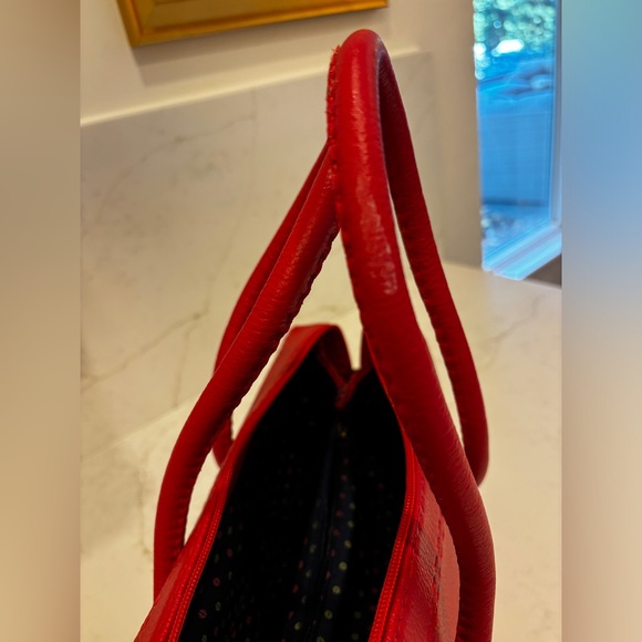 Custom, handmade red leather bag from Morocco - Picture 6 of 12